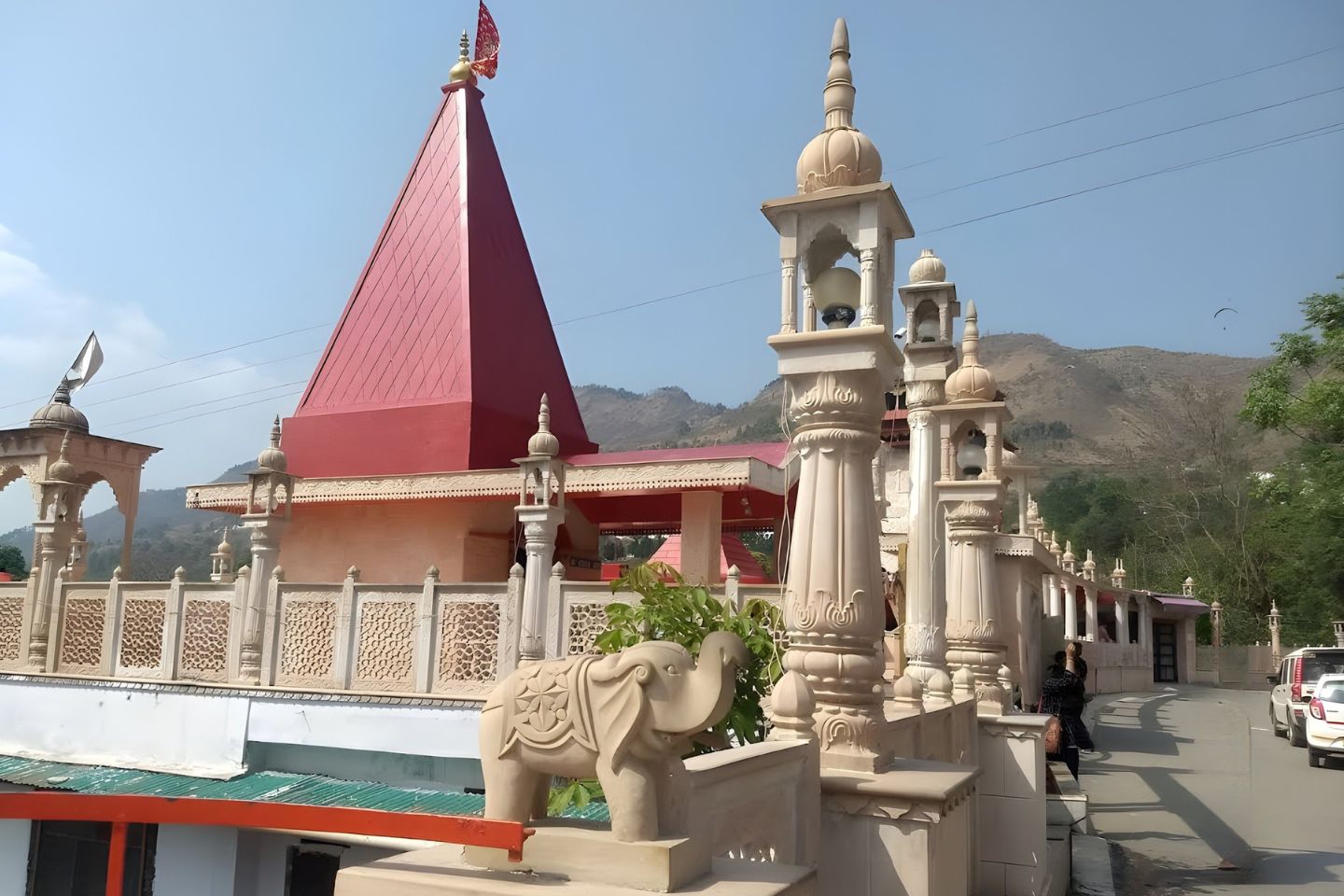 Hanumangarhi, Nainital