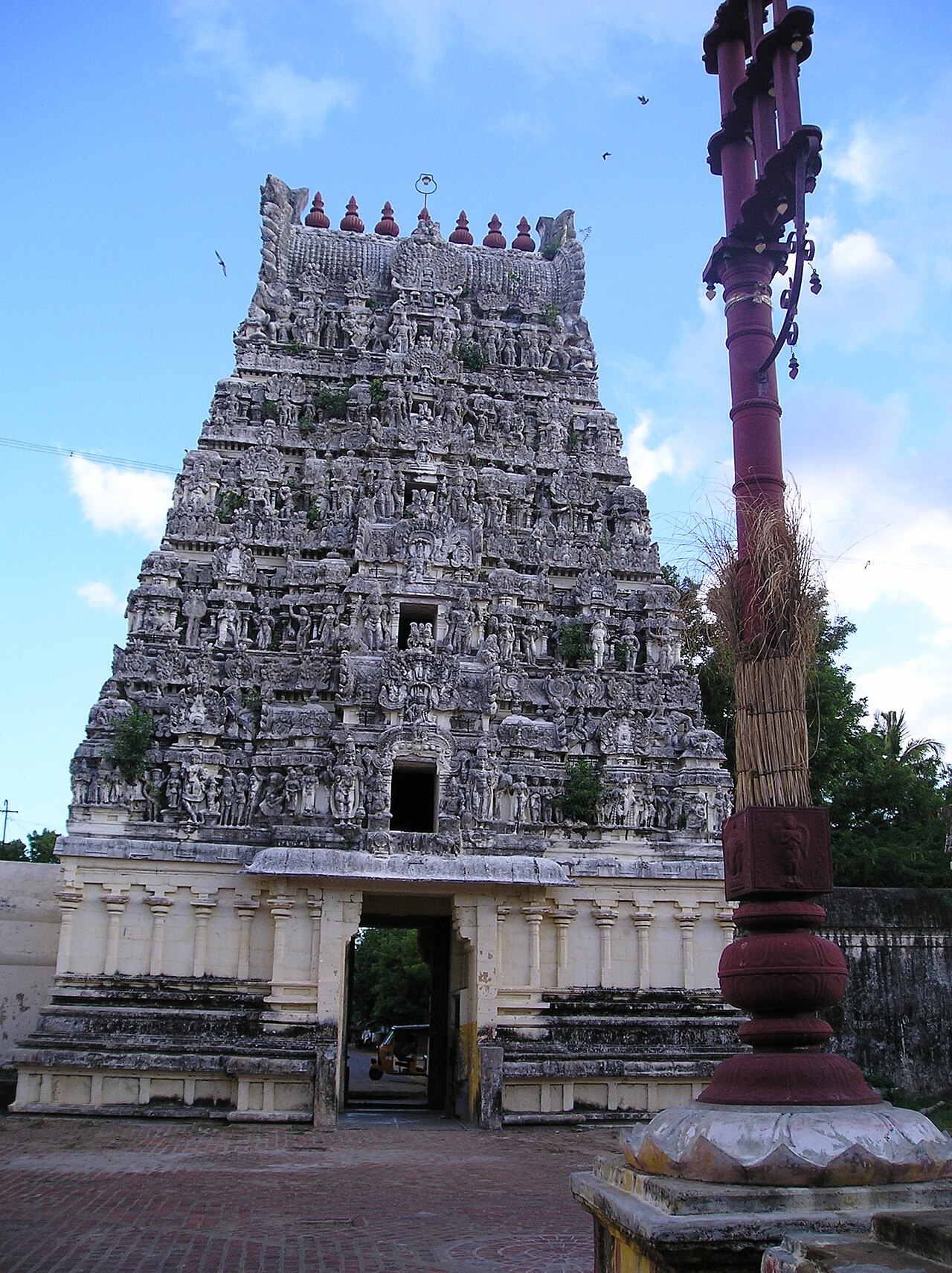 Sthalasayana Perumal Temple, Tirusirupuliyur 10
