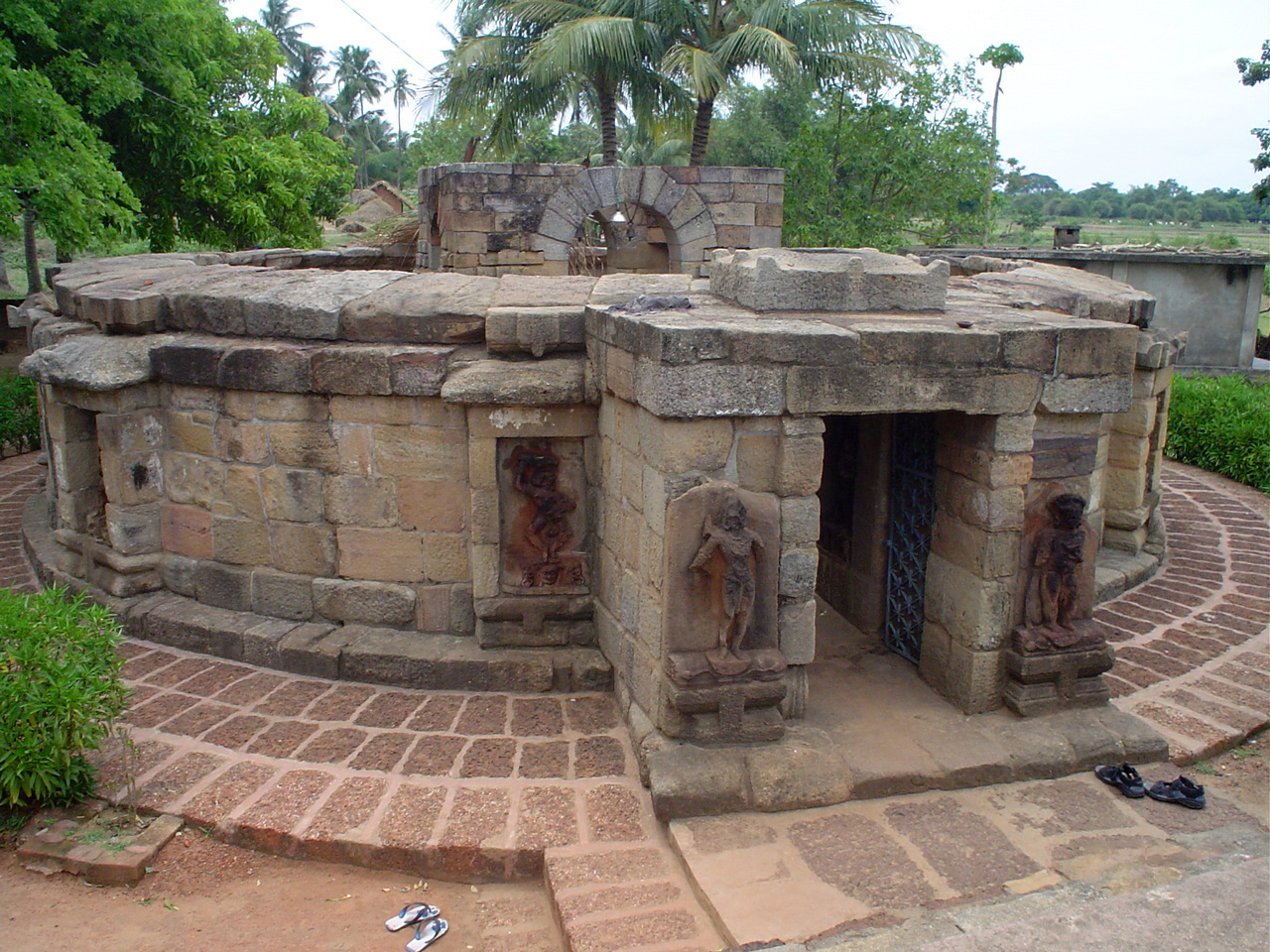 Chausath Yogini Temple, Hirapur 9