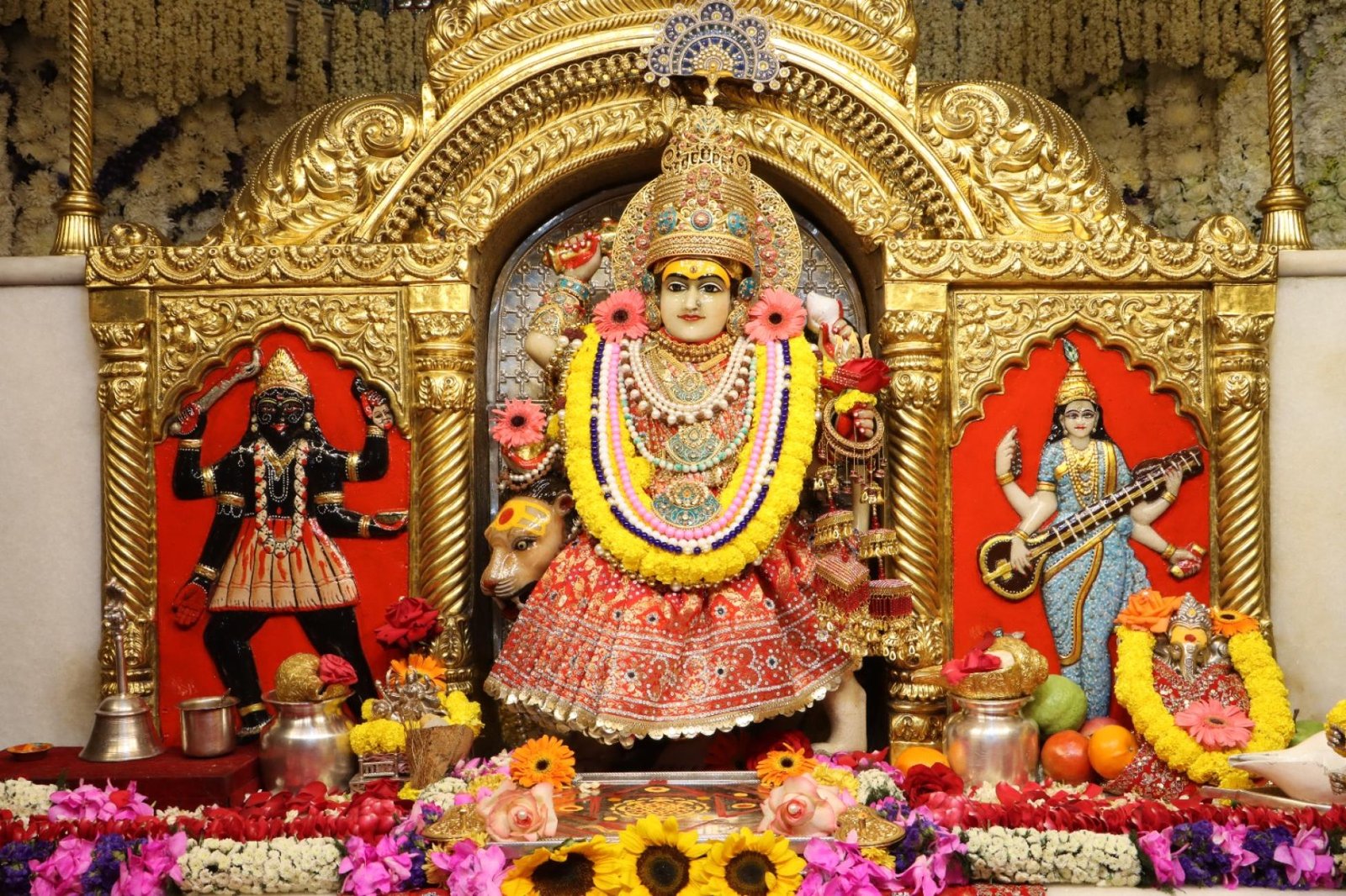 Jhandewalan Temple 11