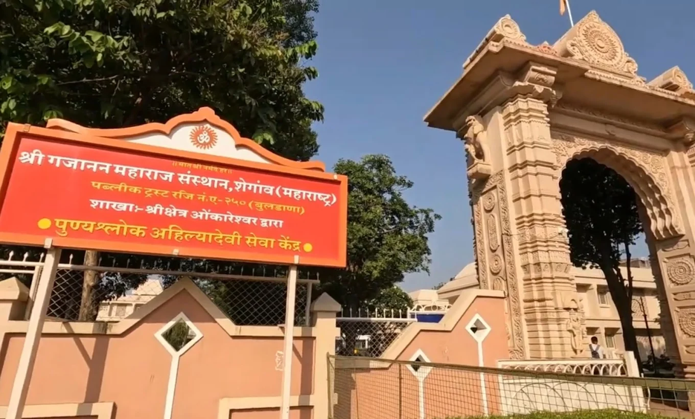 Gajanan Maharaj Temples 9