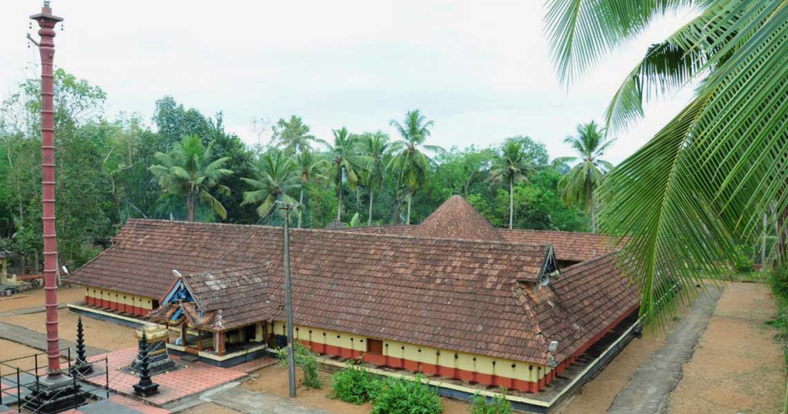 Kulathoor Phanamugham Devi Temple 5