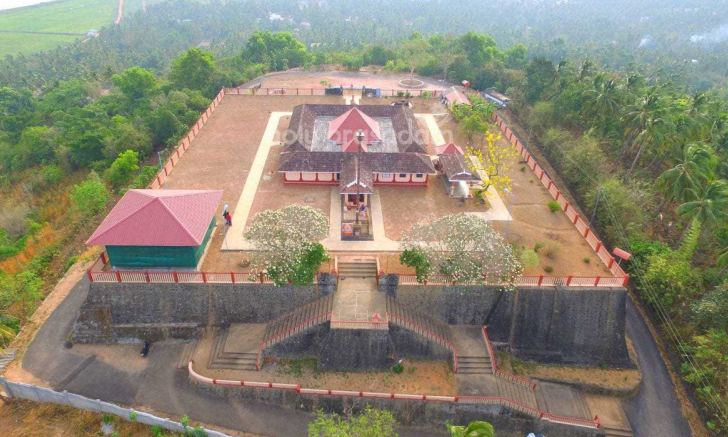 Aikunnu Pandavagiri Devi Kshetram Venginissery 4