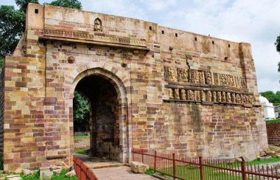 Devrani Jethani Temple Complex 11