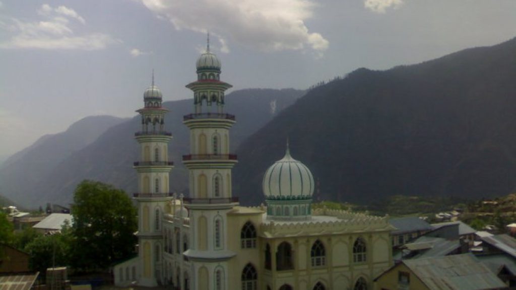 Machail Mata 4